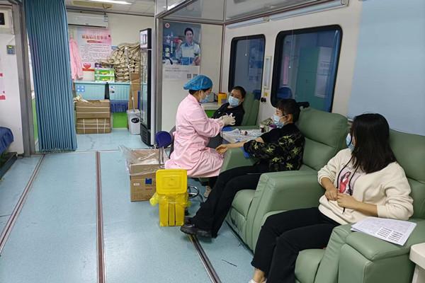保靖县检察院组织开展无偿献血志愿活动